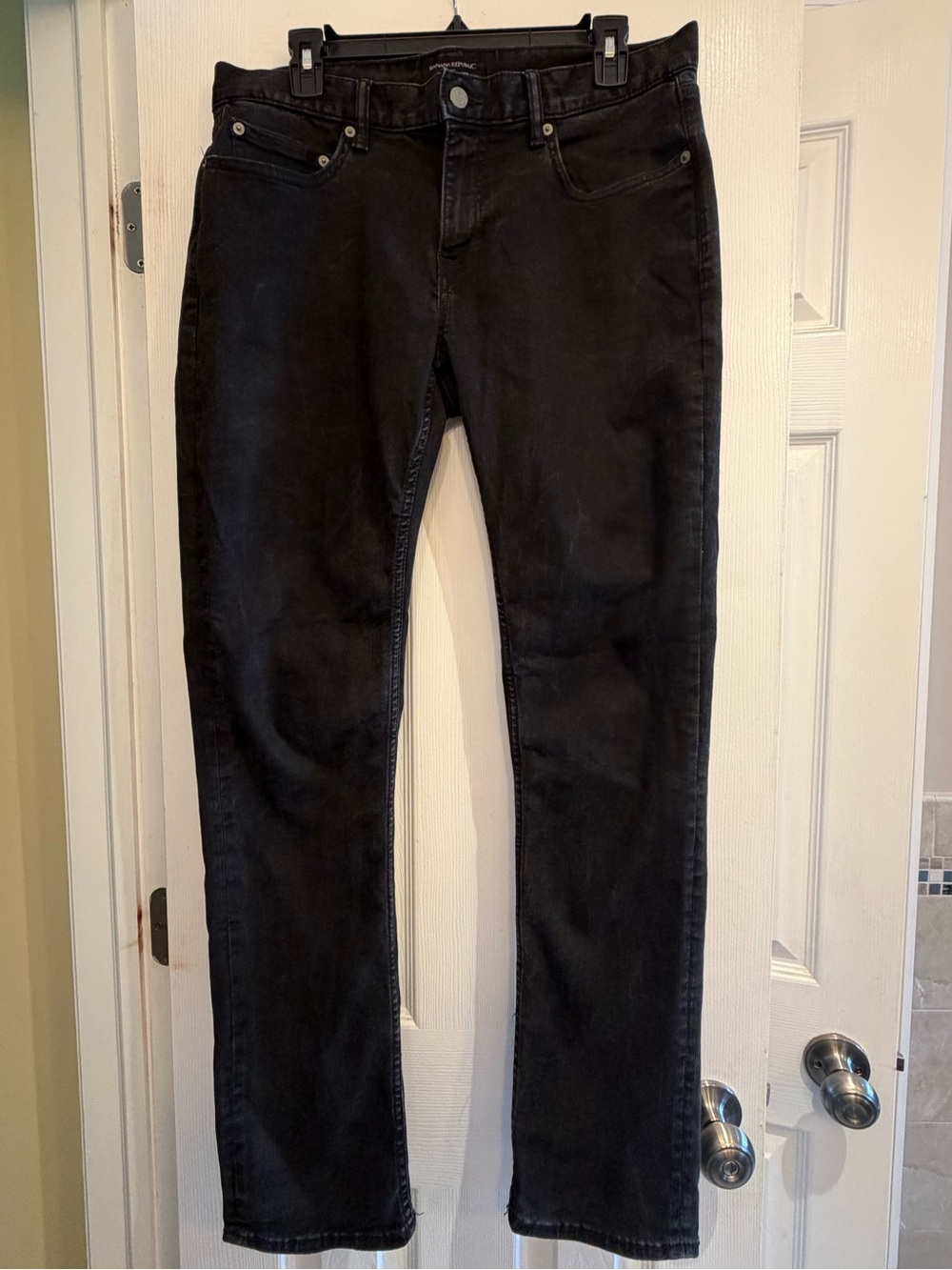Banana Republic Men's Black Slim Straight Jeans